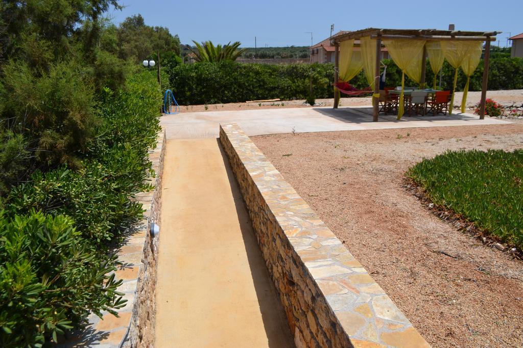 Esperides Apartment Marathopoli Luaran gambar